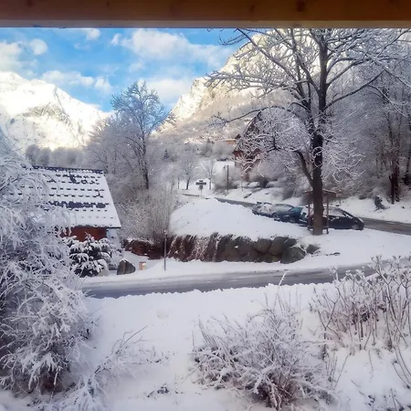 Enchanteur à Avec Vue Panoramique Et Jacuzzi